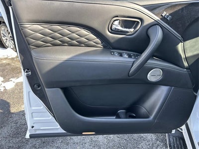 2024 INFINITI QX80 Sensory