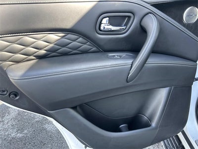 2024 INFINITI QX80 Sensory