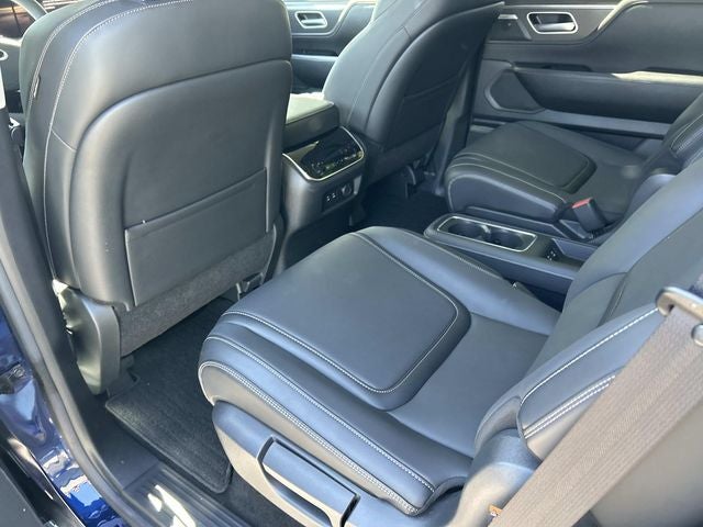 2025 INFINITI QX80 PURE