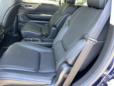 2025 INFINITI QX80 PURE