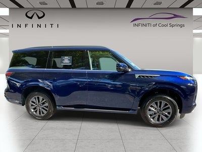 2025 INFINITI QX80 PURE