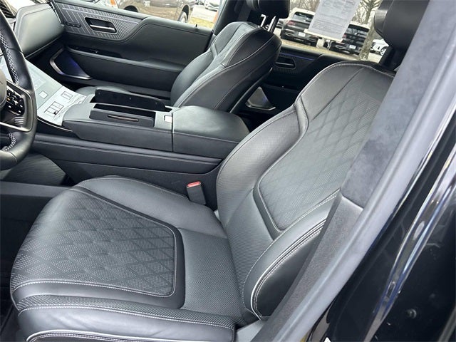 2025 INFINITI QX80 AUTOGRAPH