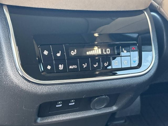 2025 INFINITI QX80 SENSORY