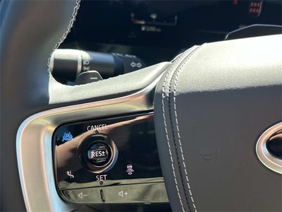 2025 INFINITI QX80 SENSORY W/ SPLIT BENCH