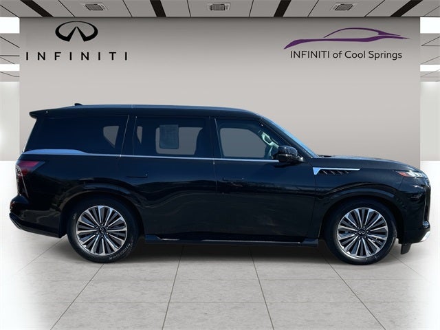 2025 INFINITI QX80 SENSORY W/ SPLIT BENCH