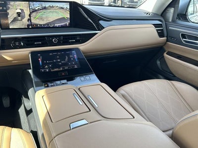 2025 INFINITI QX80 SENSORY W/ SPLIT BENCH