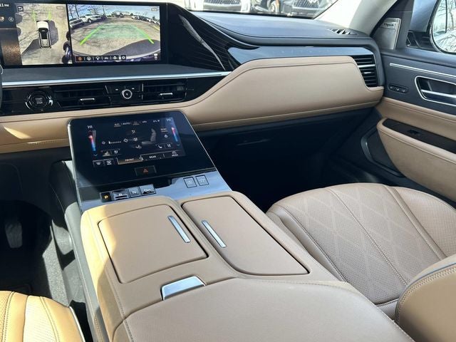 2025 INFINITI QX80 SENSORY W/ SPLIT BENCH