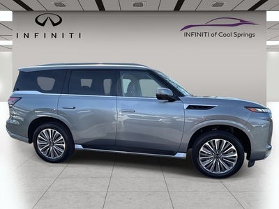 2025 INFINITI QX80 SENSORY W/ SPLIT BENCH