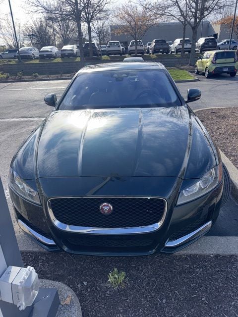 2017 Jaguar XF 35t Premium