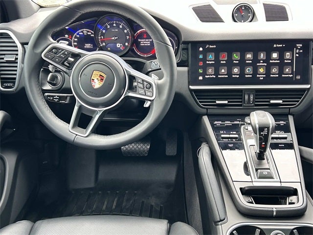 2023 Porsche Cayenne Platinum Edition