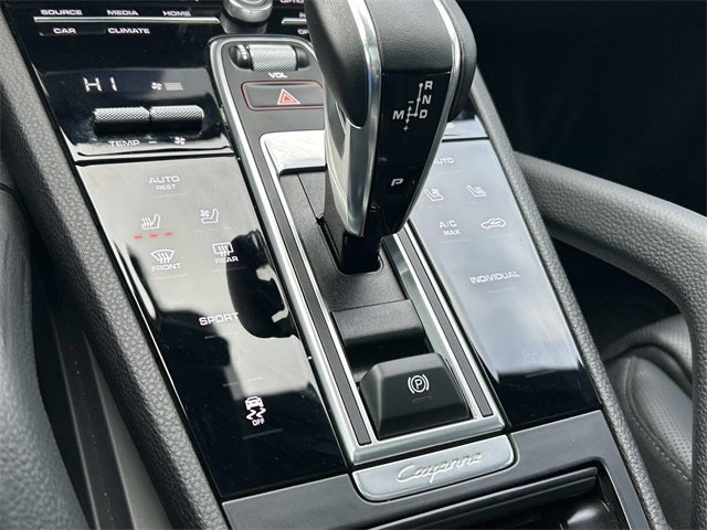 2023 Porsche Cayenne Platinum Edition