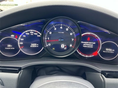 2023 Porsche Cayenne Platinum Edition