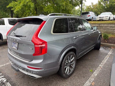 2018 Volvo XC90 T6 Momentum
