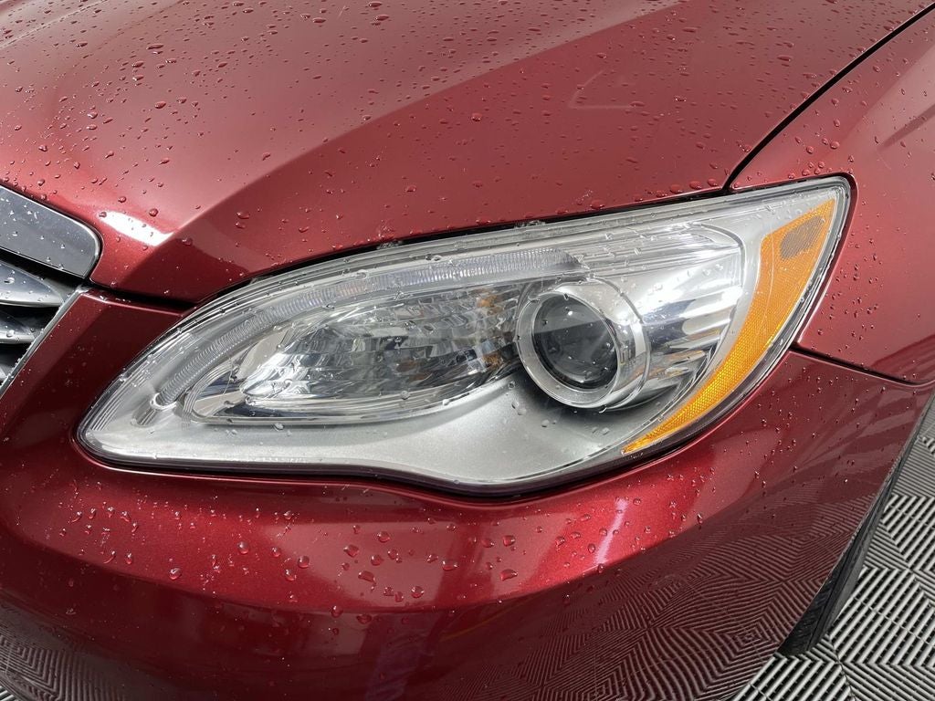 2014 Chrysler 200 Touring Convertible