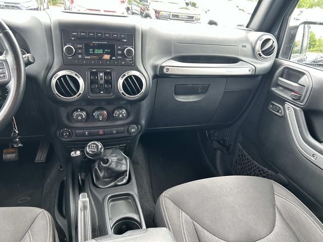 2016 Jeep Wrangler Unlimited Sahara