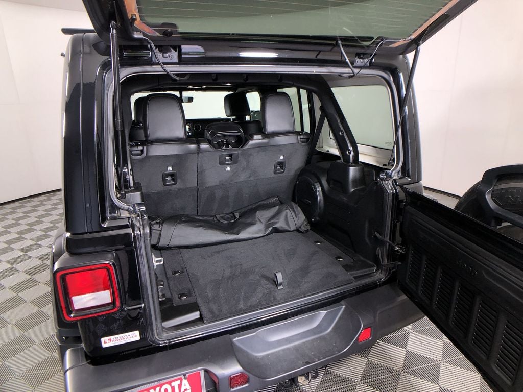 2022 Jeep Wrangler Unlimited Sahara