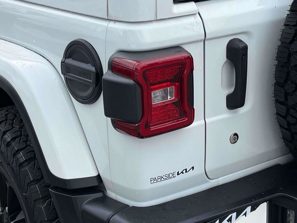 2019 Jeep Wrangler Unlimited Sahara Altitude