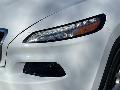 2017 Jeep Cherokee Sport