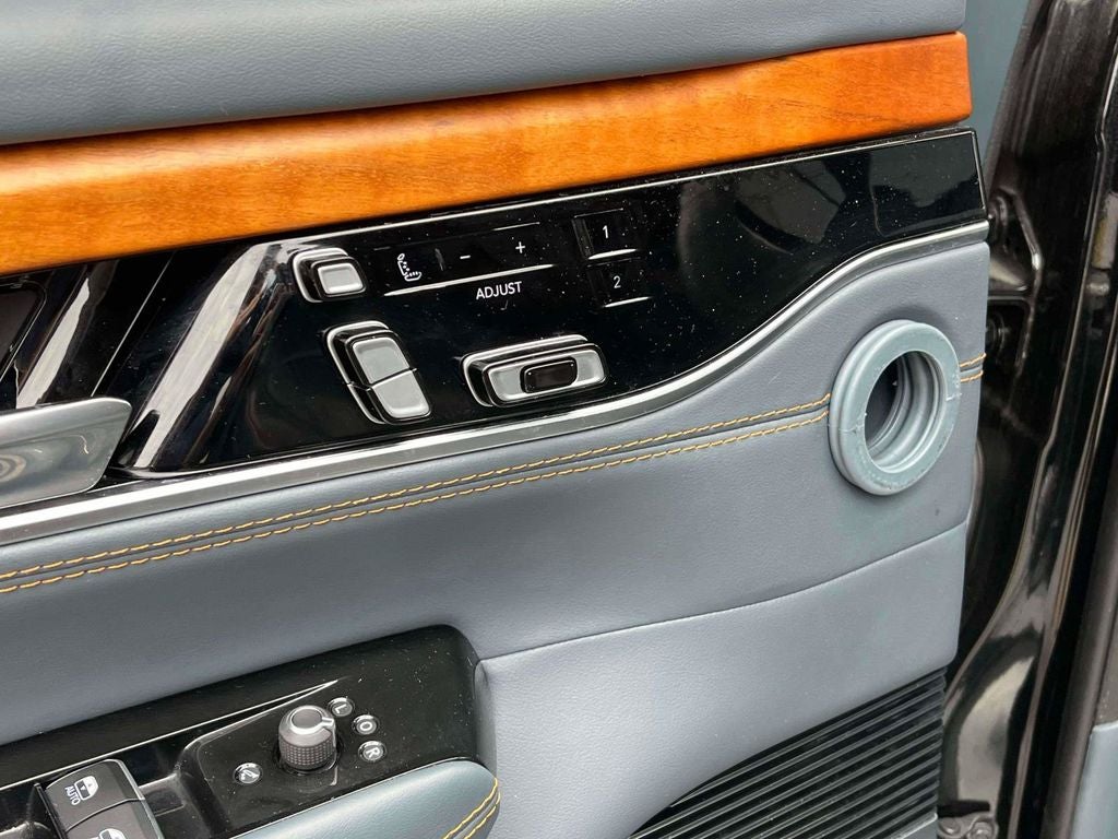 2022 Jeep Grand Wagoneer Series II