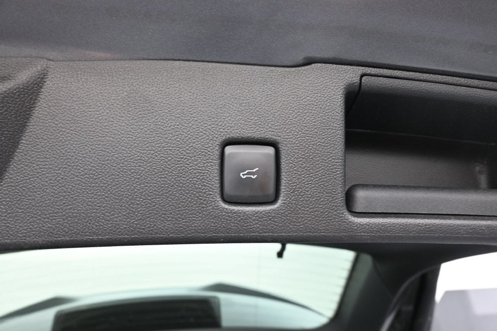2025 Ford Escape Hybrid ST-Line
