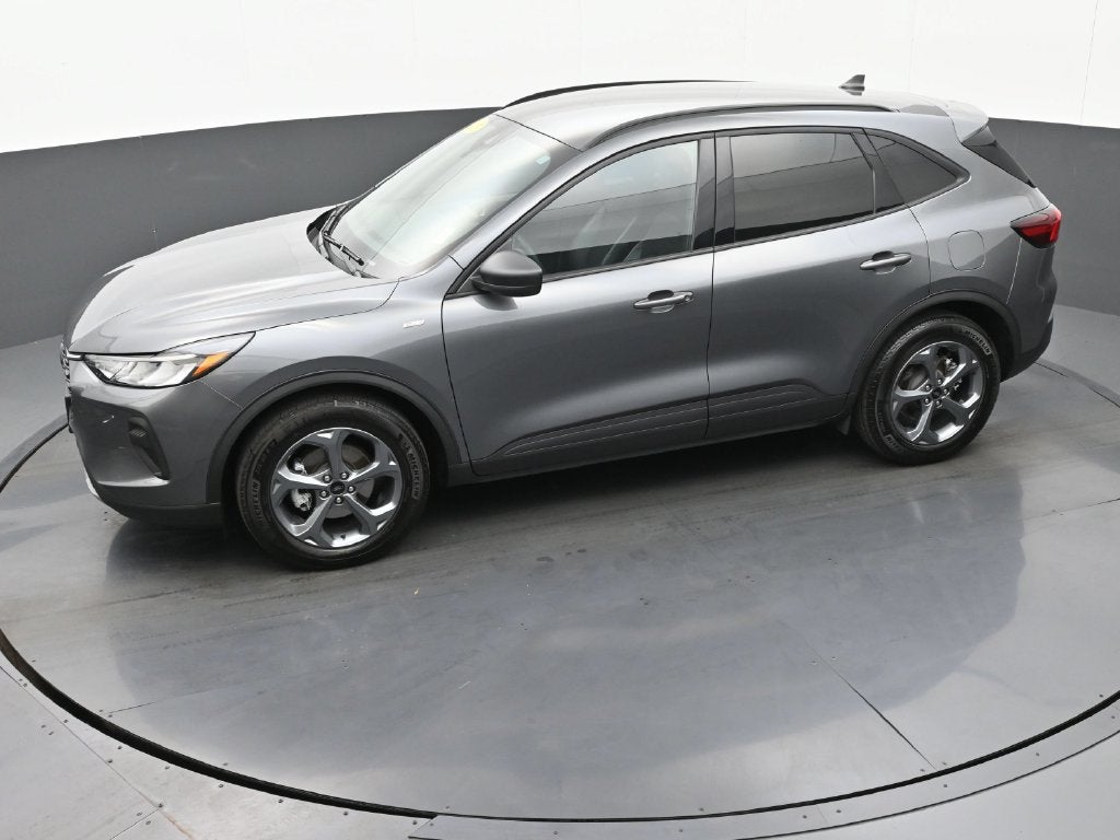 2025 Ford Escape Hybrid ST-Line