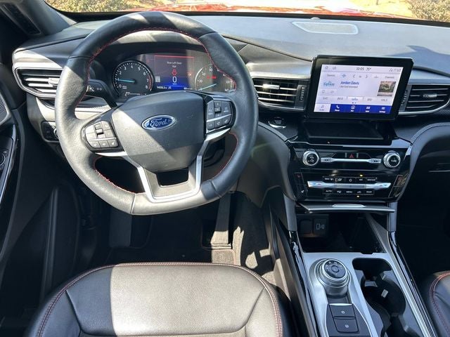 2024 Ford Explorer ST-Line