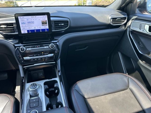 2024 Ford Explorer ST-Line