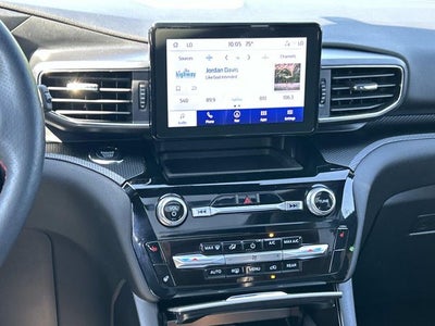 2024 Ford Explorer ST-Line