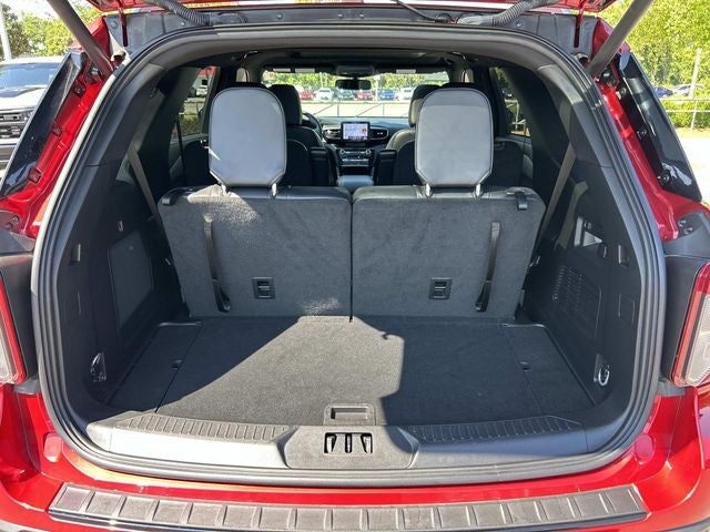 2024 Ford Explorer ST-Line