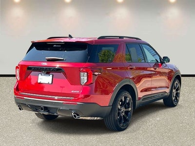 2024 Ford Explorer ST-Line