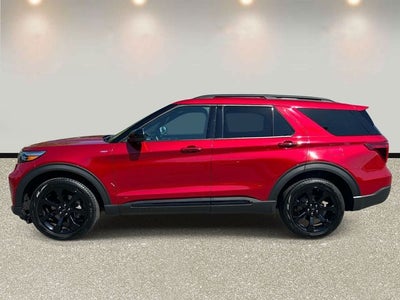 2024 Ford Explorer ST-Line