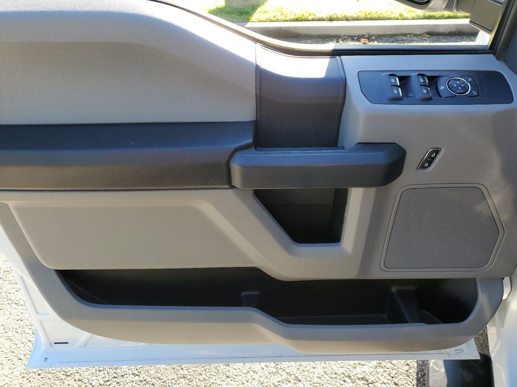 2022 Ford Super Duty F-350 SRW Pickup XL