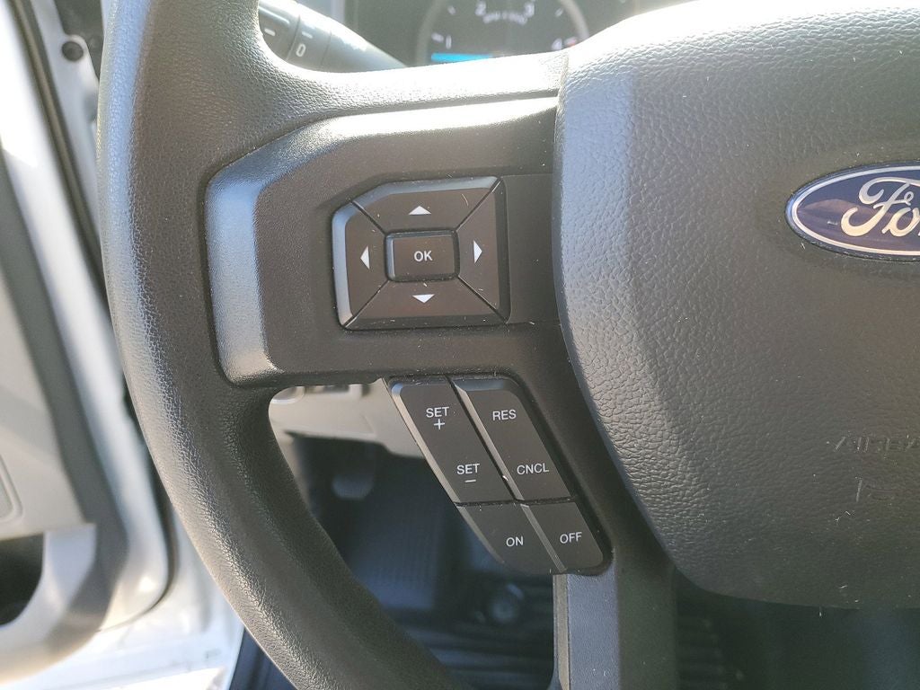 2022 Ford Super Duty F-350 SRW Pickup XL