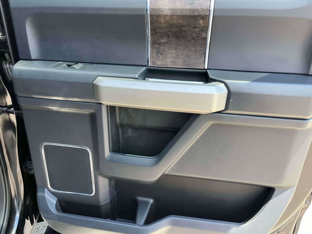 2022 Ford F-350SD Lariat