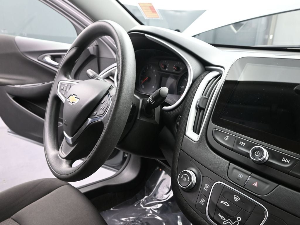 2024 Chevrolet Malibu LS 1LS