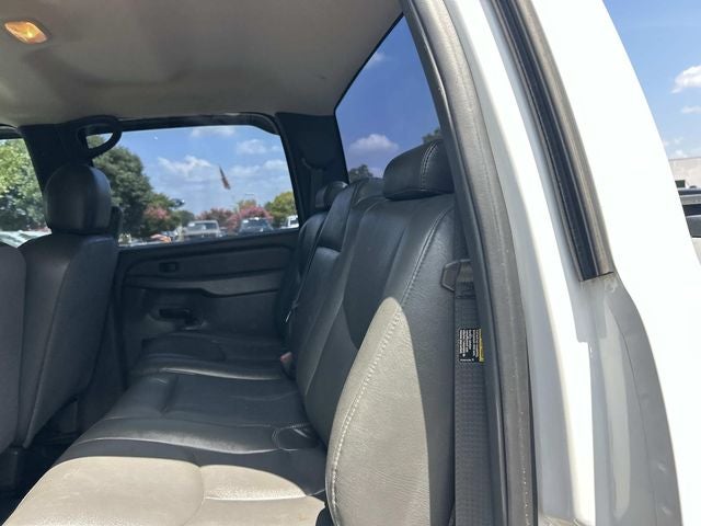 2006 Chevrolet Silverado 3500 Work Truck 167 WB