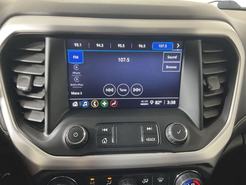 2022 GMC Acadia SLE