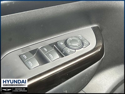2022 GMC Acadia AT4