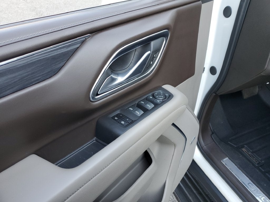2024 GMC Yukon SLT