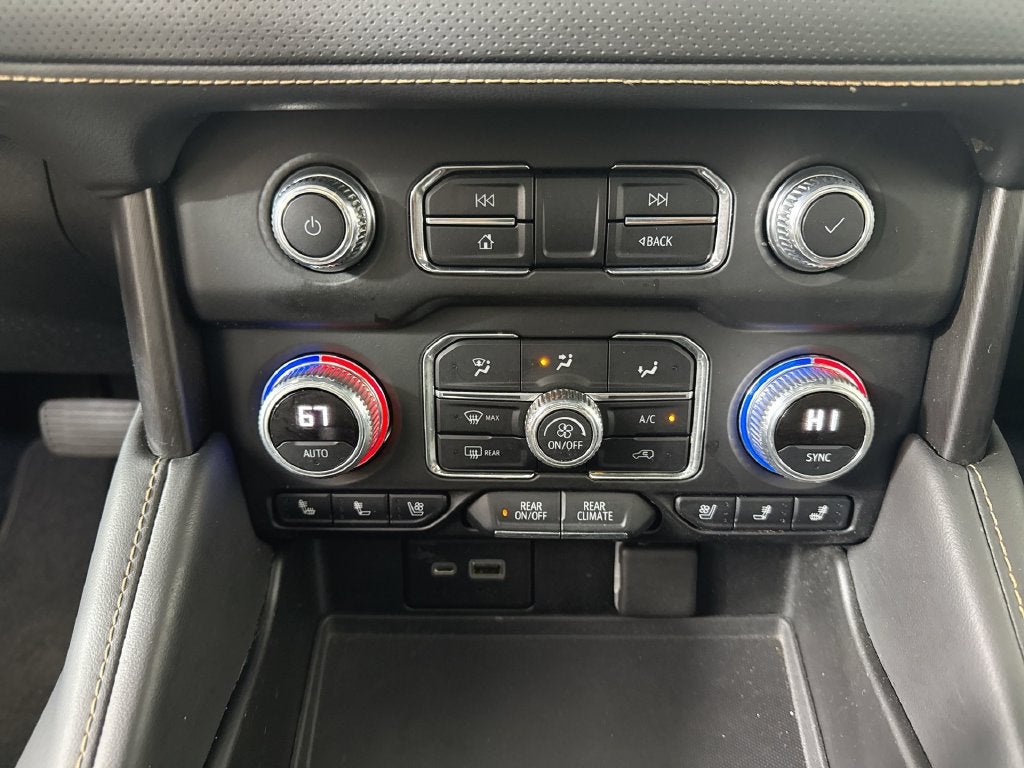 2022 GMC Yukon AT4