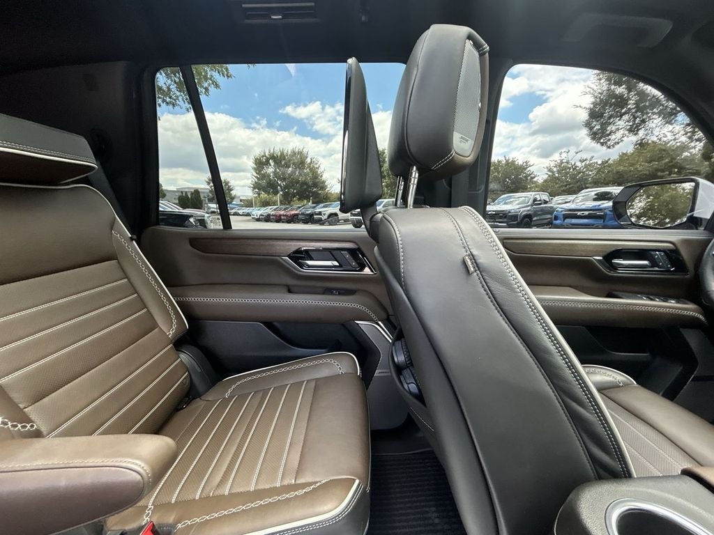 2025 GMC Yukon Denali Ultimate