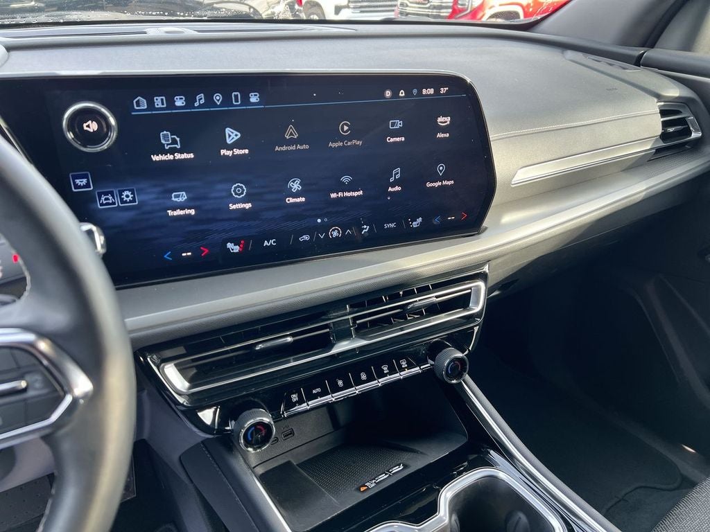 2025 Chevrolet Traverse FWD LT