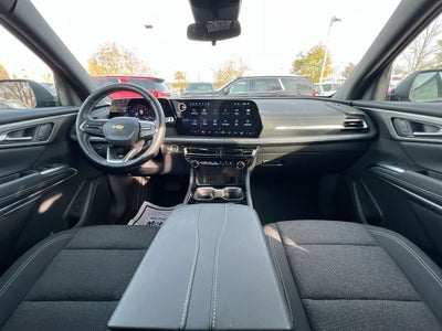 2025 Chevrolet Traverse FWD LT