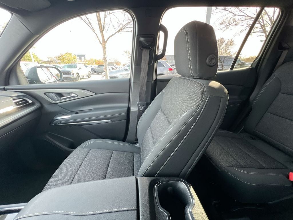 2025 Chevrolet Traverse FWD LT