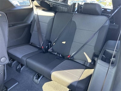 2024 Chevrolet Traverse Limited LT Cloth