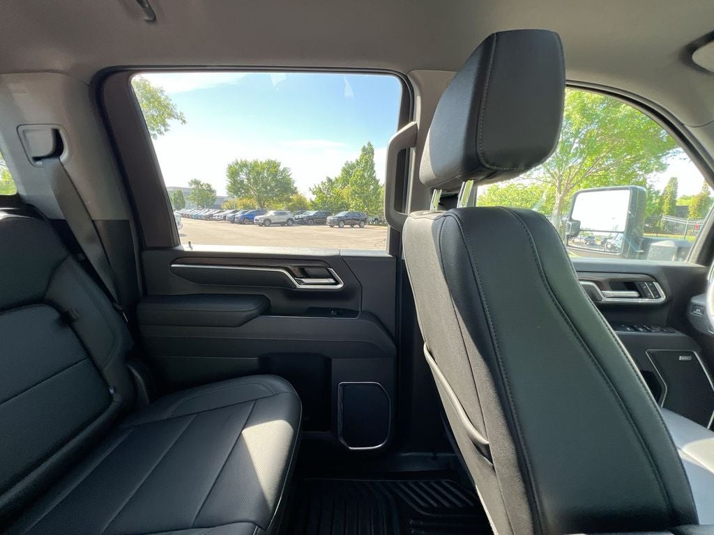2025 GMC Sierra 2500 SLT