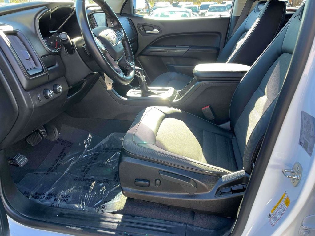 2022 GMC Canyon AT4 w/Cloth