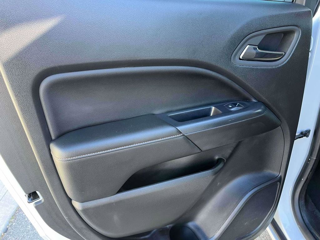 2022 GMC Canyon AT4 w/Cloth