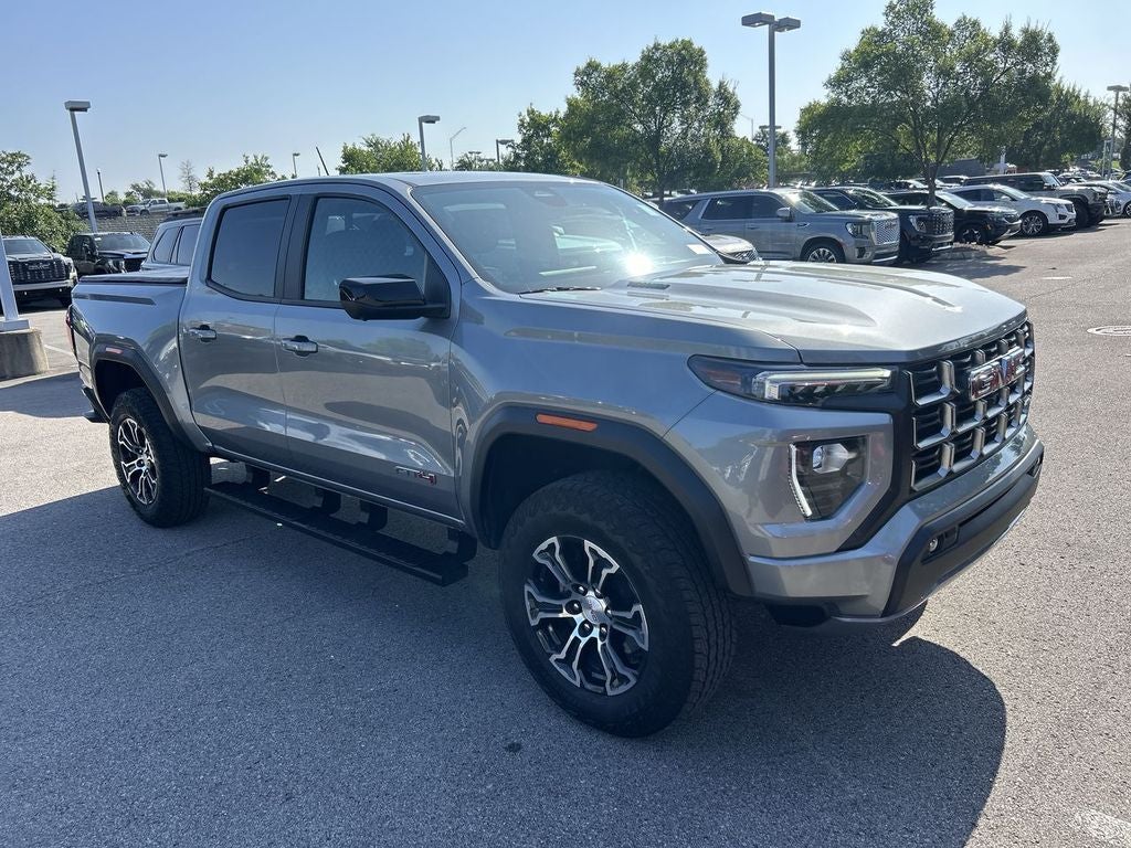2025 GMC Canyon 4WD AT4