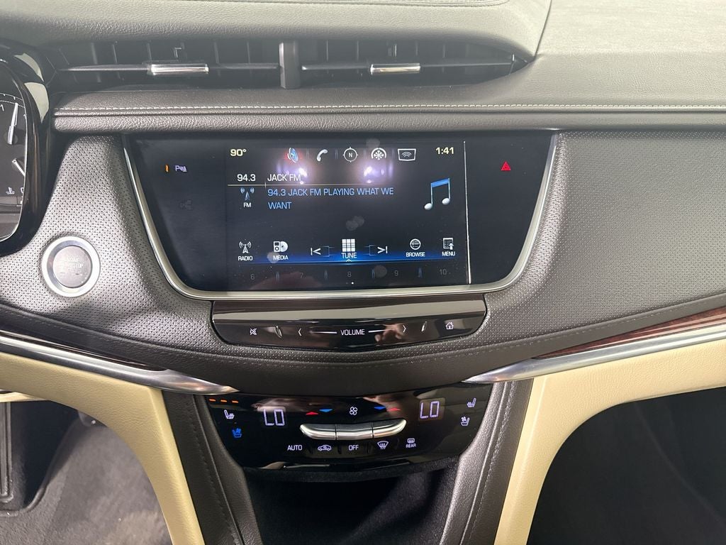 2019 Cadillac XT5 Premium Luxury